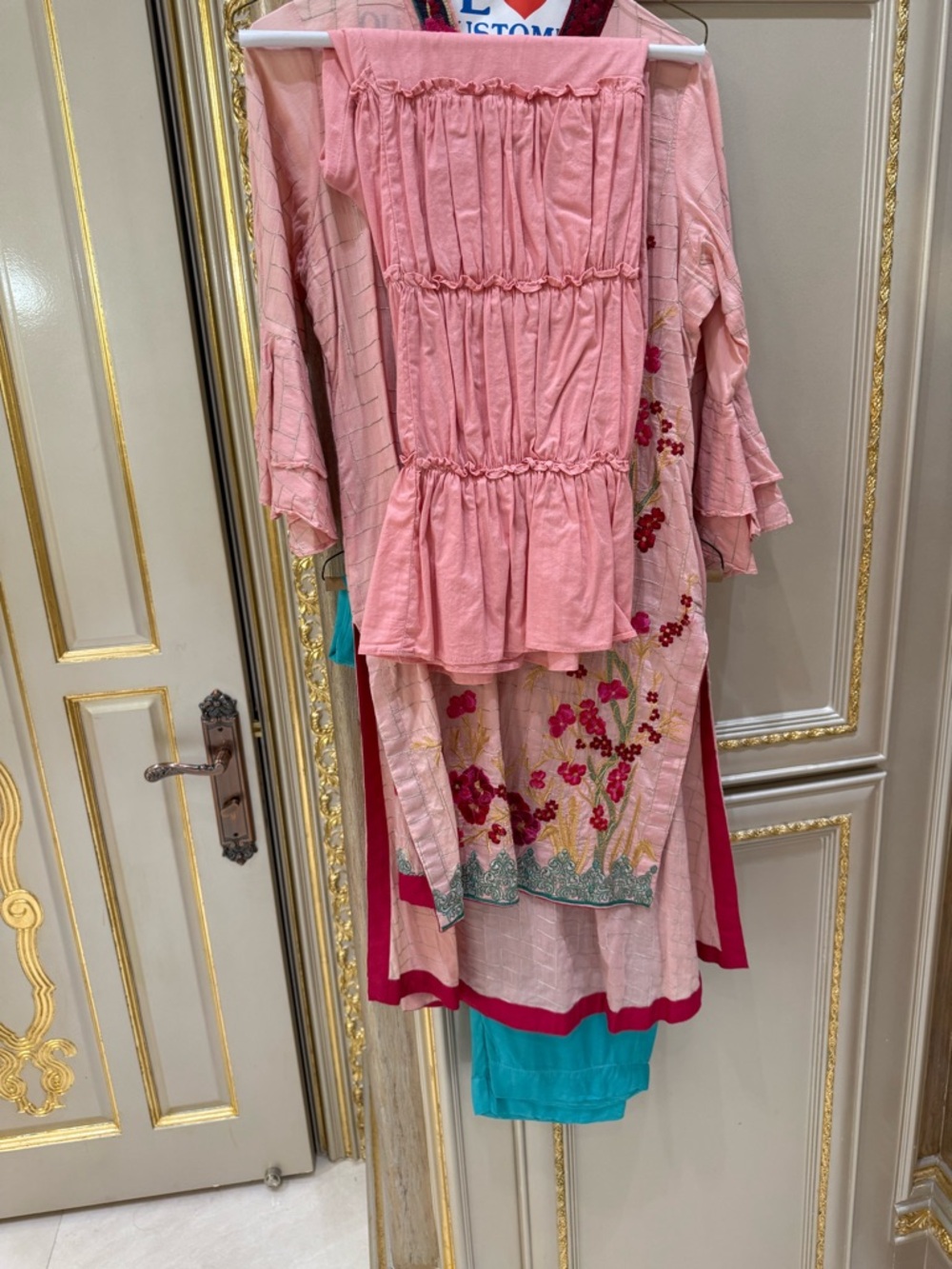 Pink Floral 2 piece lawn Set - Picture 3 of 5